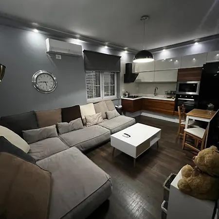 Comfort Apartment Tirana